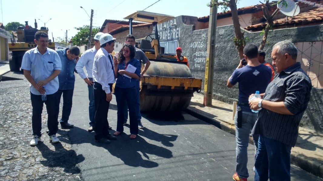 OBRAS DE ASFALTAMENTO NO PARQUE PIAU