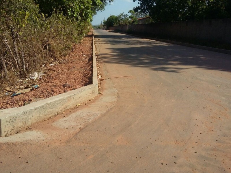 Obras de asfaltamento em Piracuruca