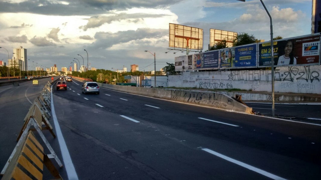 ABERTURA DO TRFEGO DE VECULOS NA PONTE JK