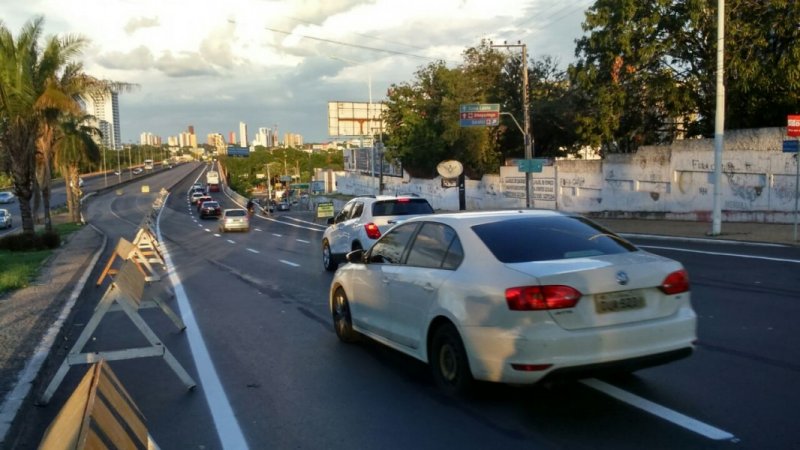 ABERTURA DO TRFEGO DE VECULOS NA PONTE JK