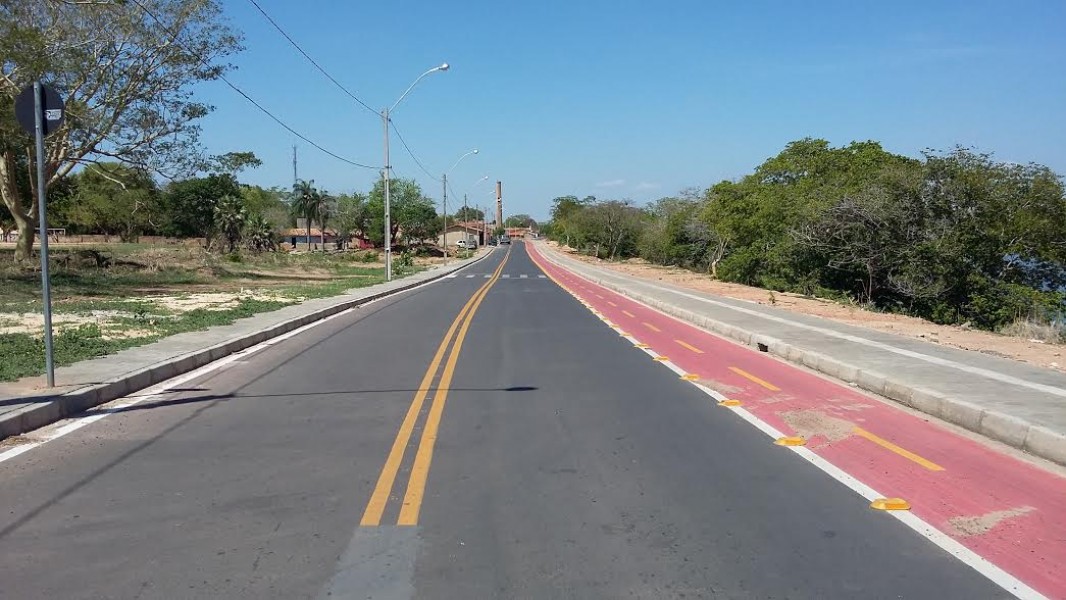 Avenida Beira Rio, em Floriano